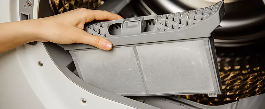 Signs Of A Clogged Dryer Lint Trap in Plainfield, Indiana